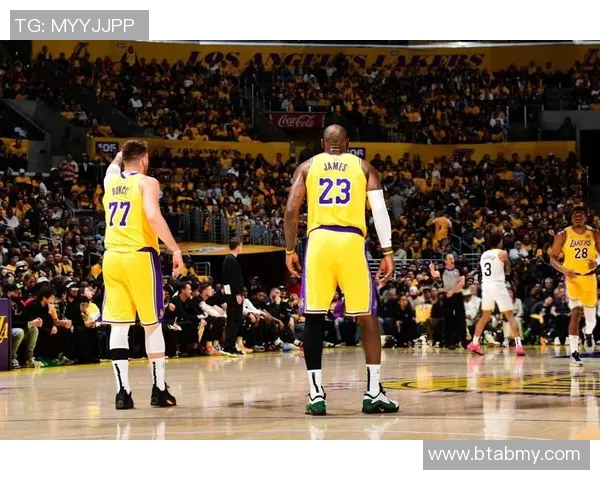 湖人战胜火箭东契奇与詹姆斯联手贡献精彩表现助球队获胜