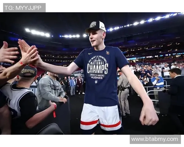 克林根点赞开拓者团队氛围：互帮互助防守卓越